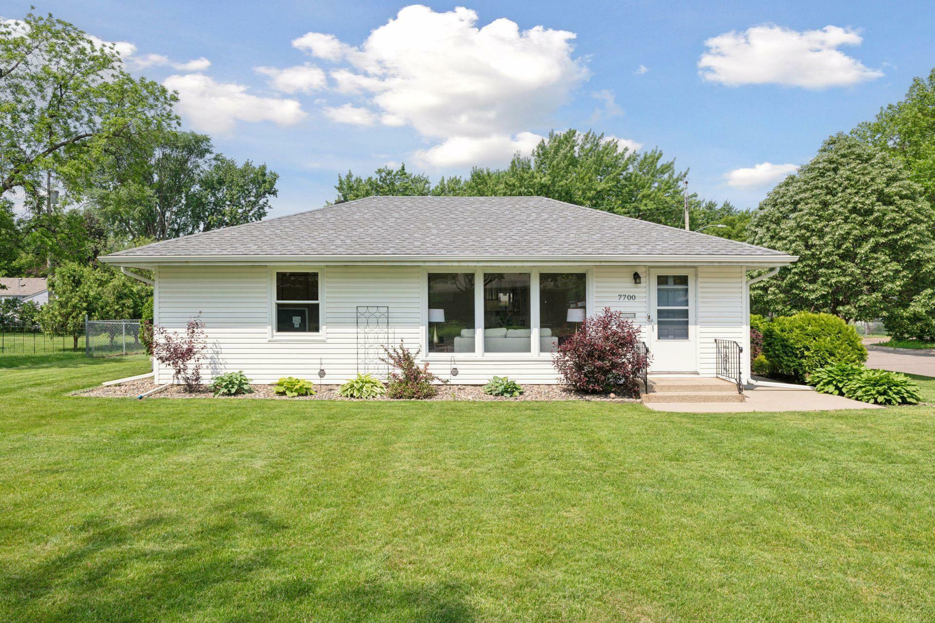 Property Photo: 7700 Upton Avenue S MN 55423