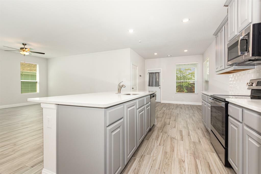 Property Photo: 8409 Alba Lane TX 75089