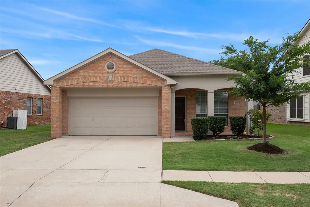 Property Photo:  10833 Hawks Landing Road  TX 76052 
