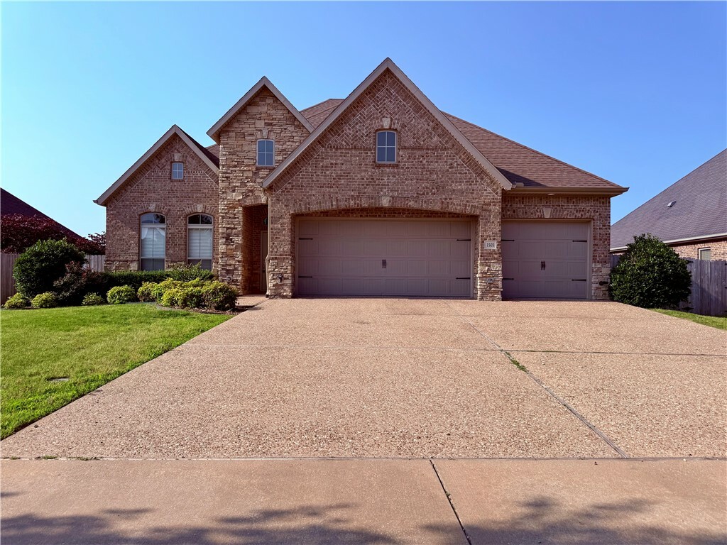 Property Photo: 1503 SW Rosedale Avenue AR 72712