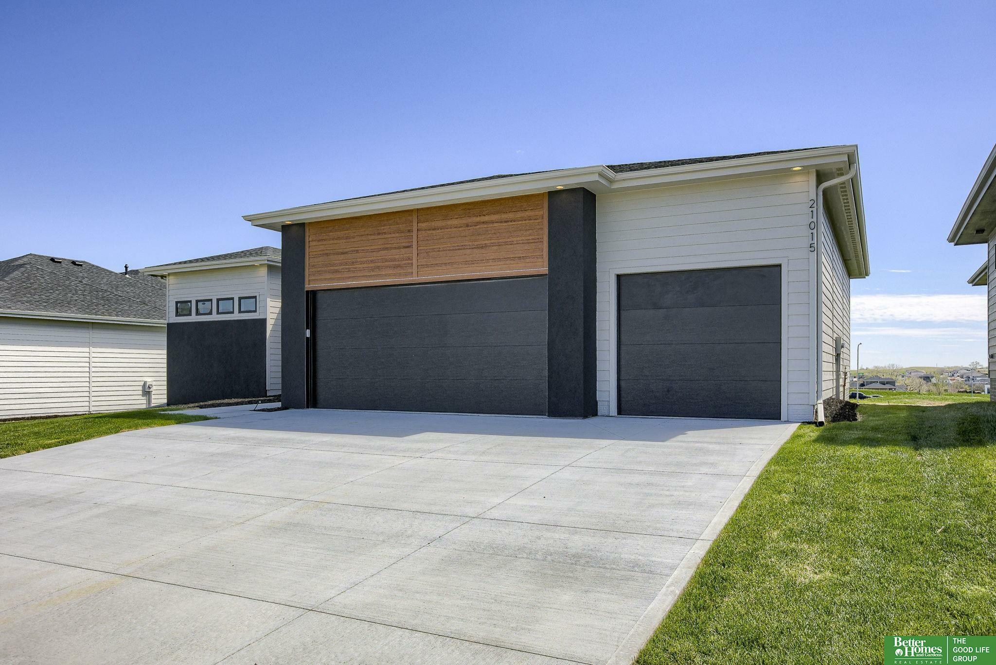 Property Photo:  21056 Joseph Street  NE 68022 