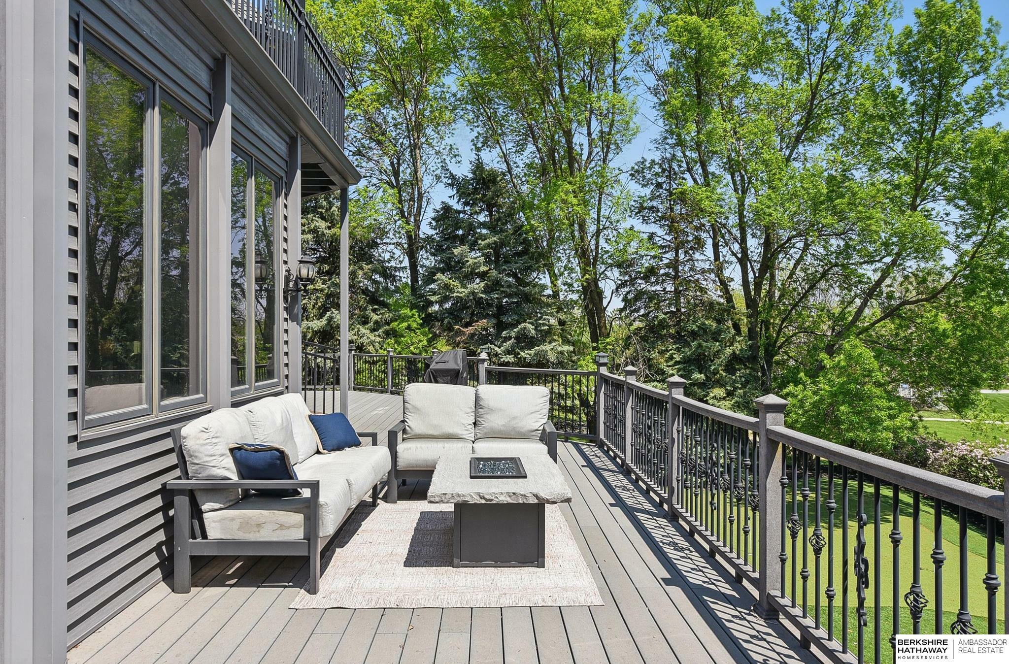 Property Photo: 2541 S 221st Circle NE 68022