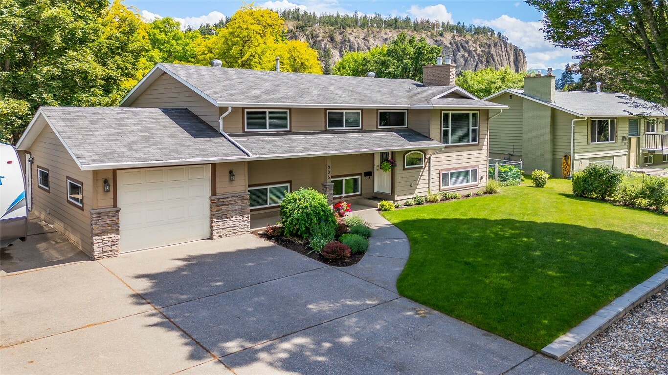 Property Photo: 935 Eagle Drive BC V1Y 4S9