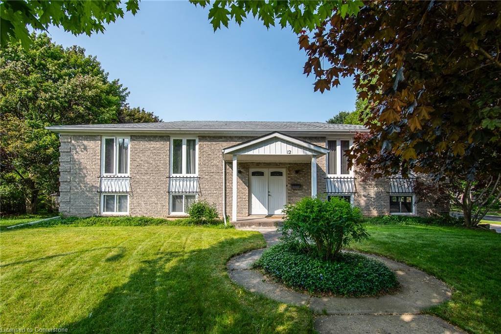 12 Academy Crescent  Waterloo ON N2L 5H7 photo