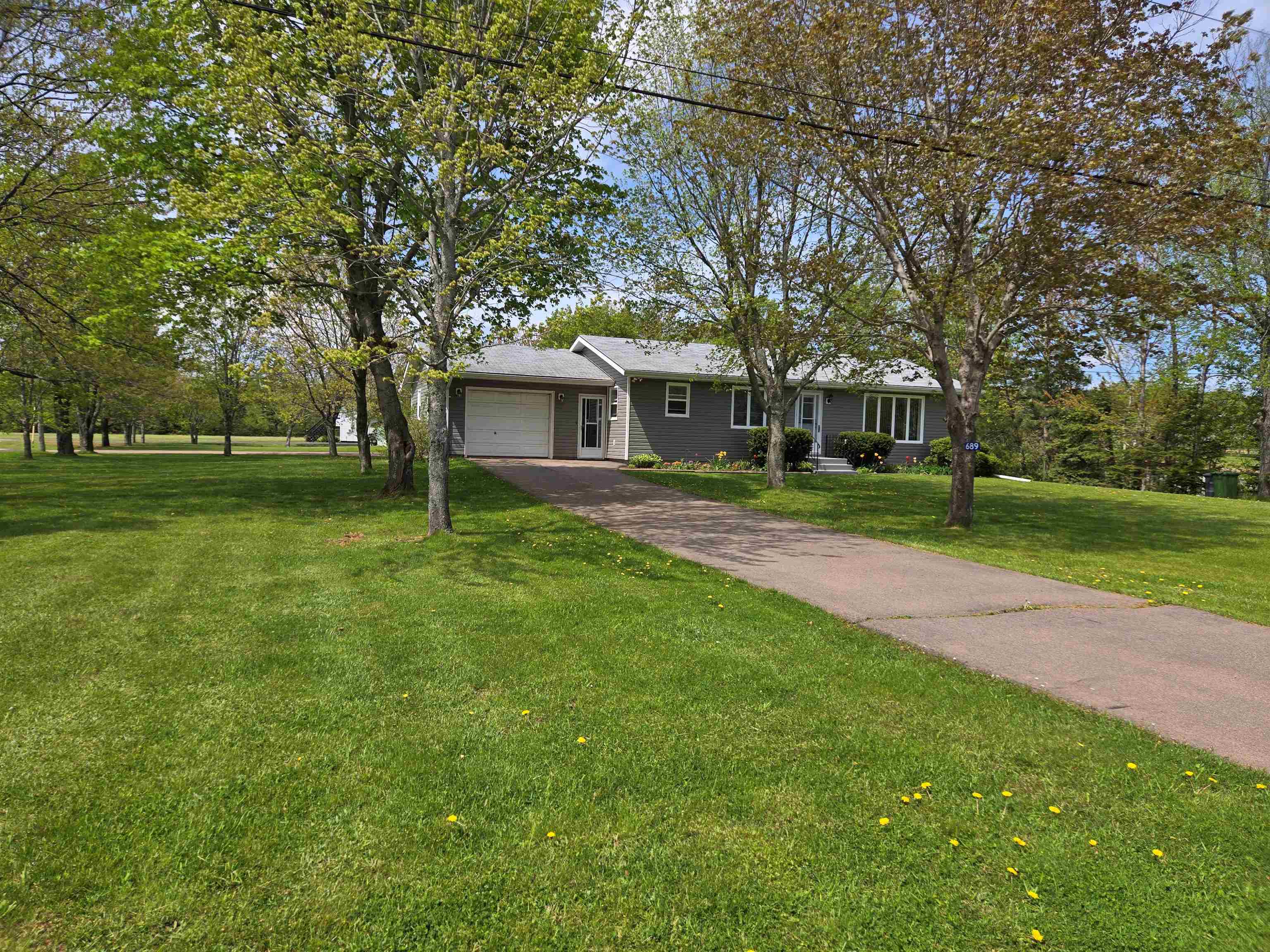 Property Photo: 689 Main Street PE C0B 1V0