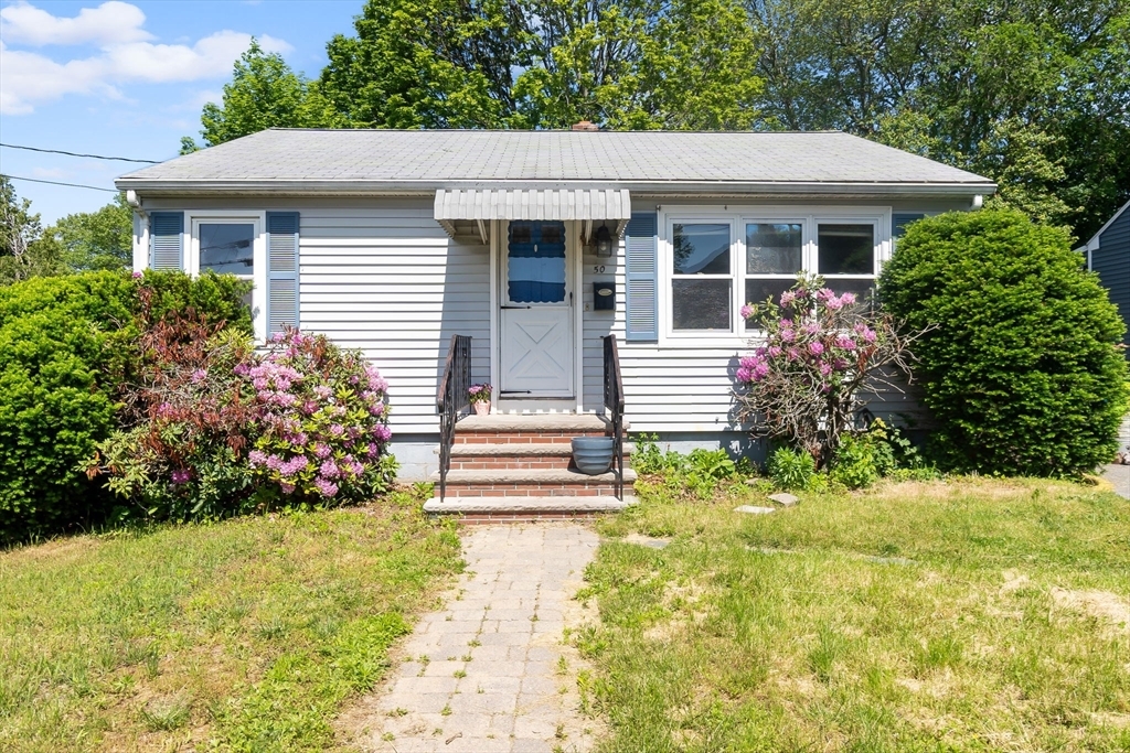 50 Elmwood Rd  Methuen MA 01844 photo