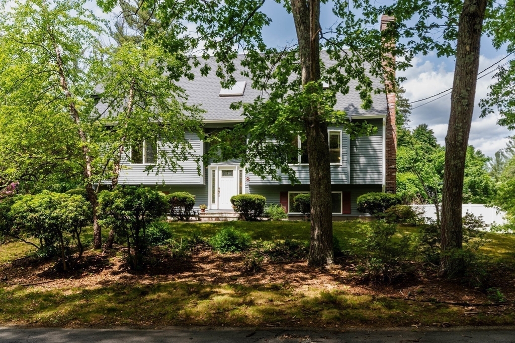 Property Photo: 8 Horseshoe Dr MA 01720