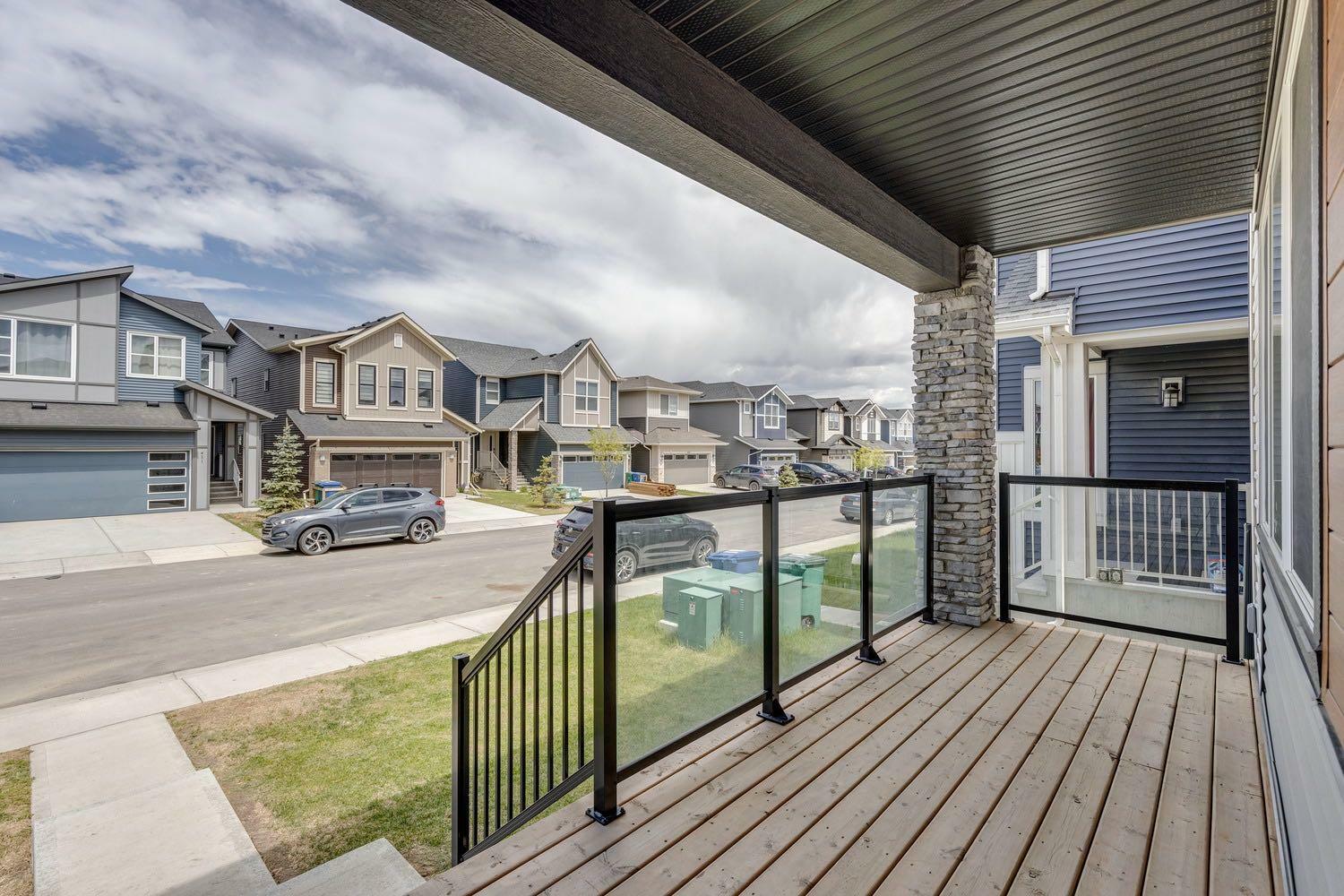 Photo de la propriété:  452 Creekrun Crescent SW  AB T4B 5J9 