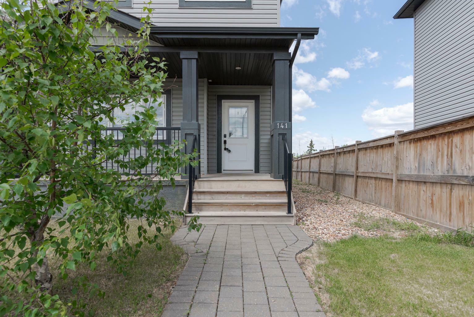 Photo de la propriété: 141 Roy Lane AB T9J 1L9