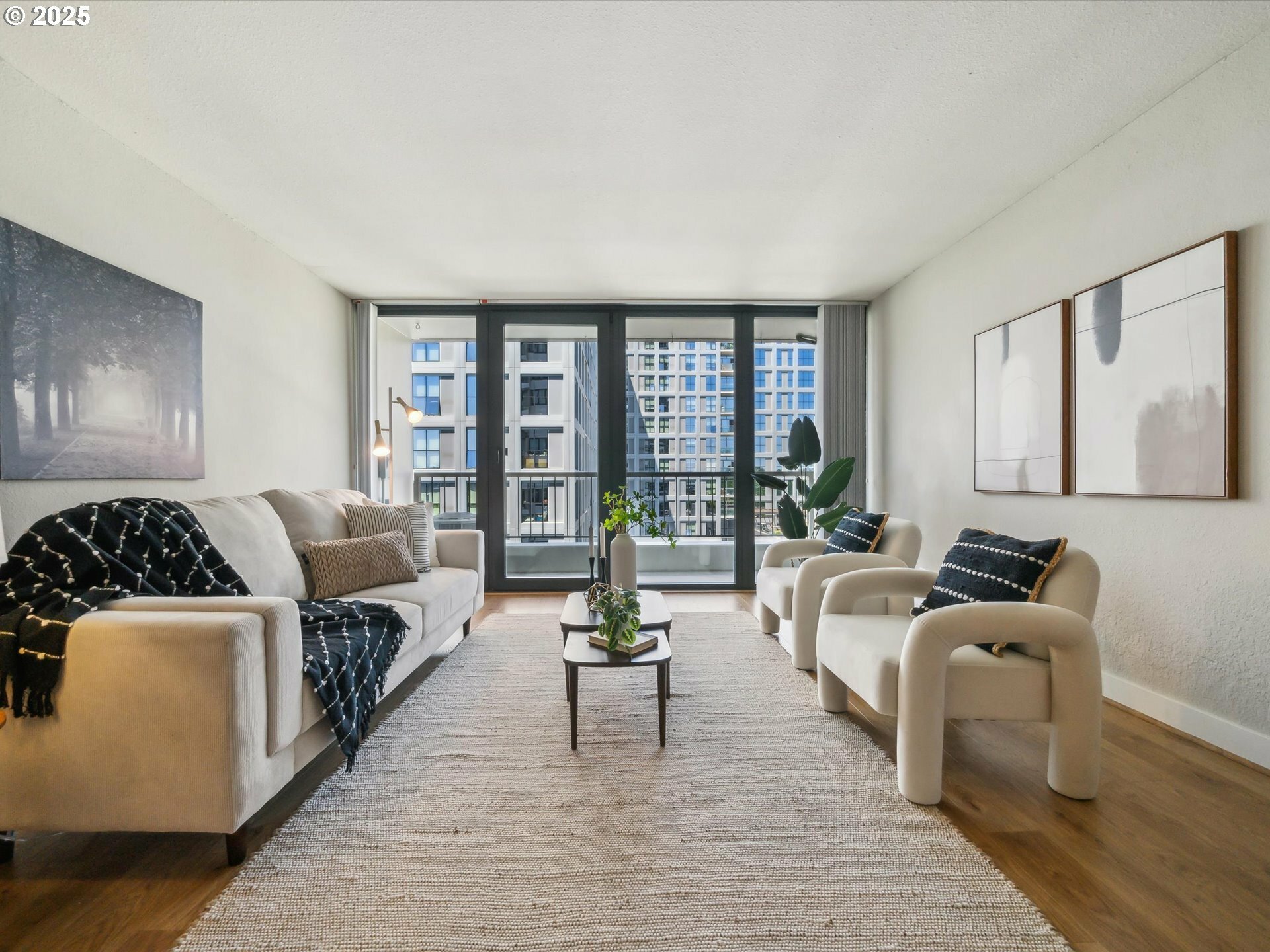 Property Photo: 255 SW Harrison St 9C OR 97201