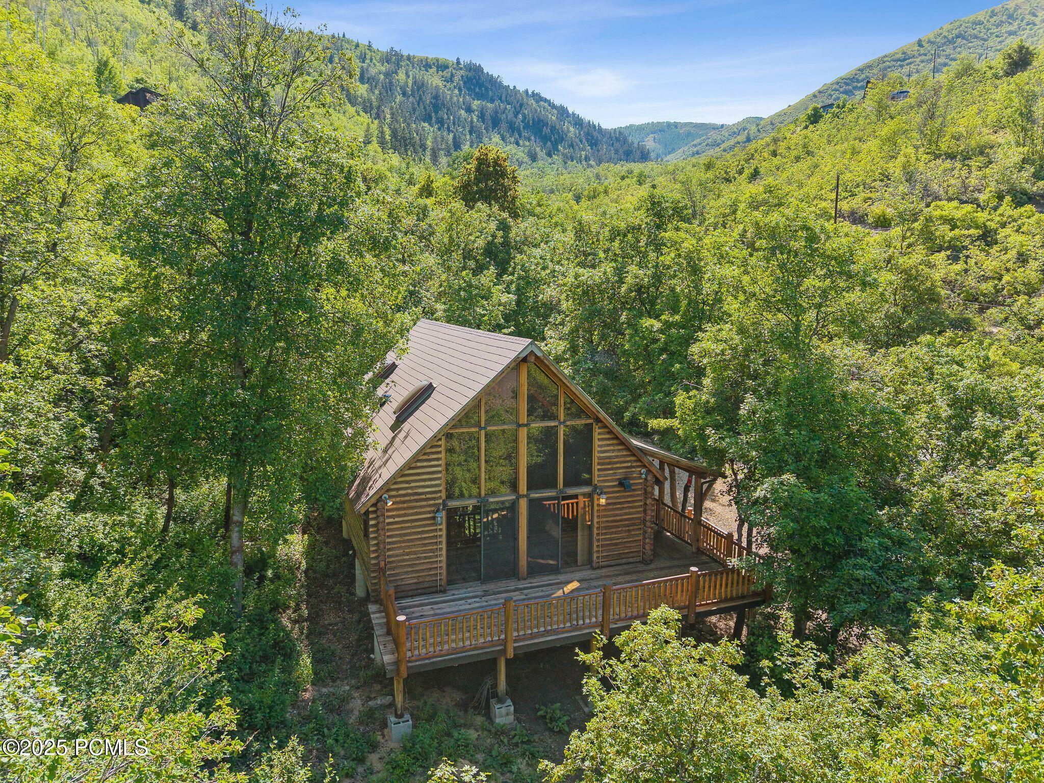 Property Photo: 1647 W Valley Road UT 84049