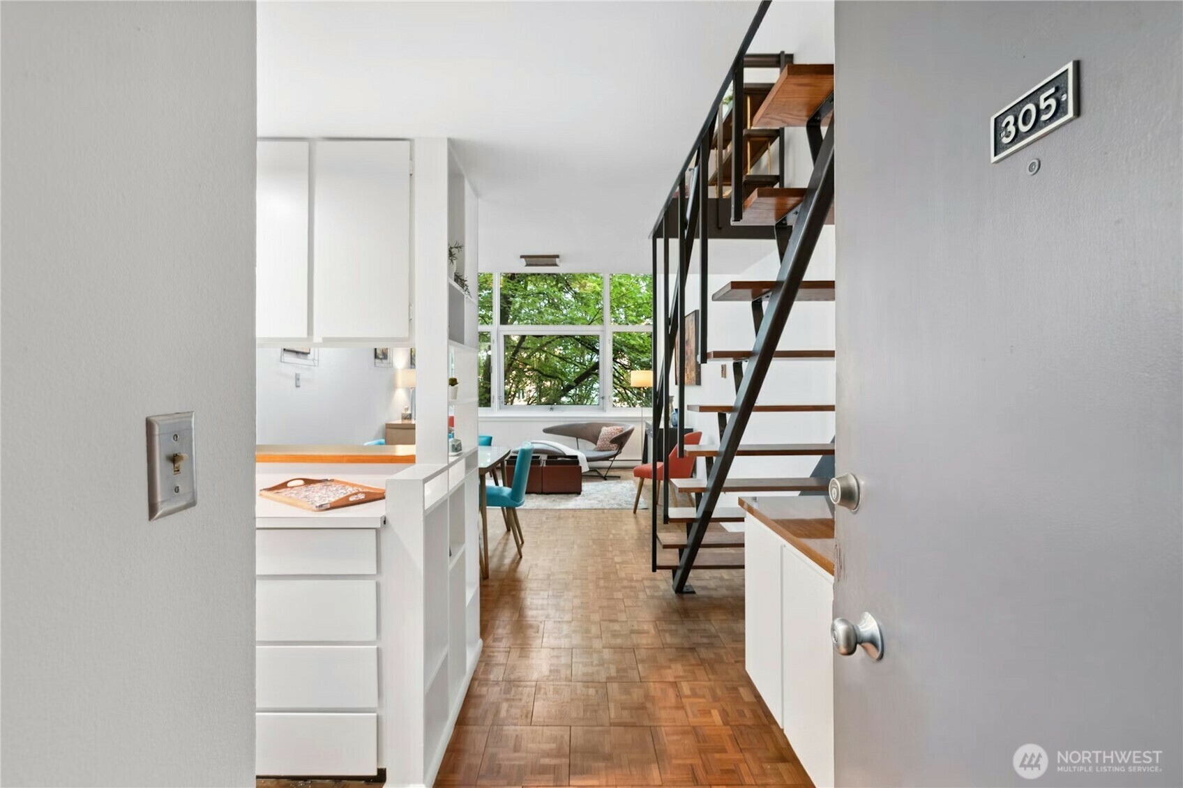 Property Photo:  1000  Union Street 305  WA 98101 