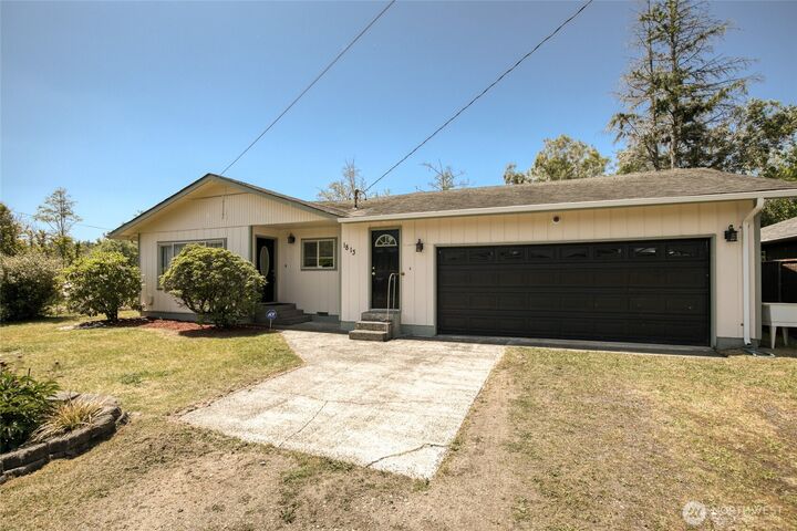 1813  Harding Road  Aberdeen WA 98520 photo