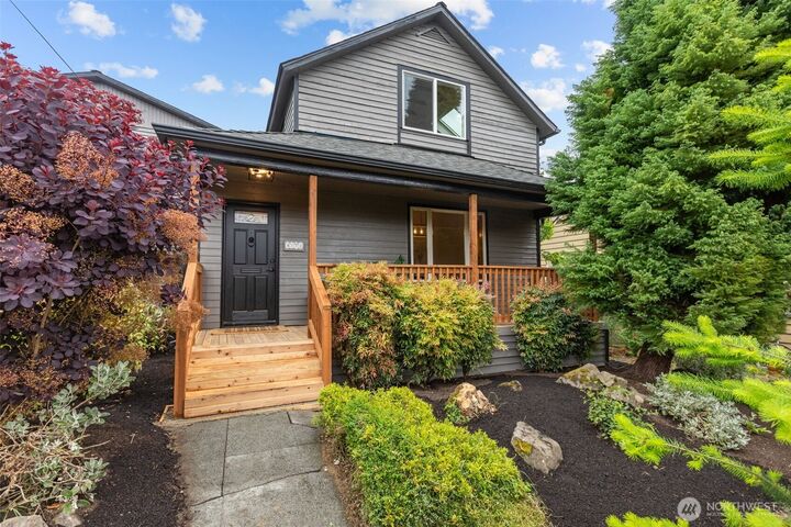 Property Photo: 4528 36th Avenue NE WA 98105