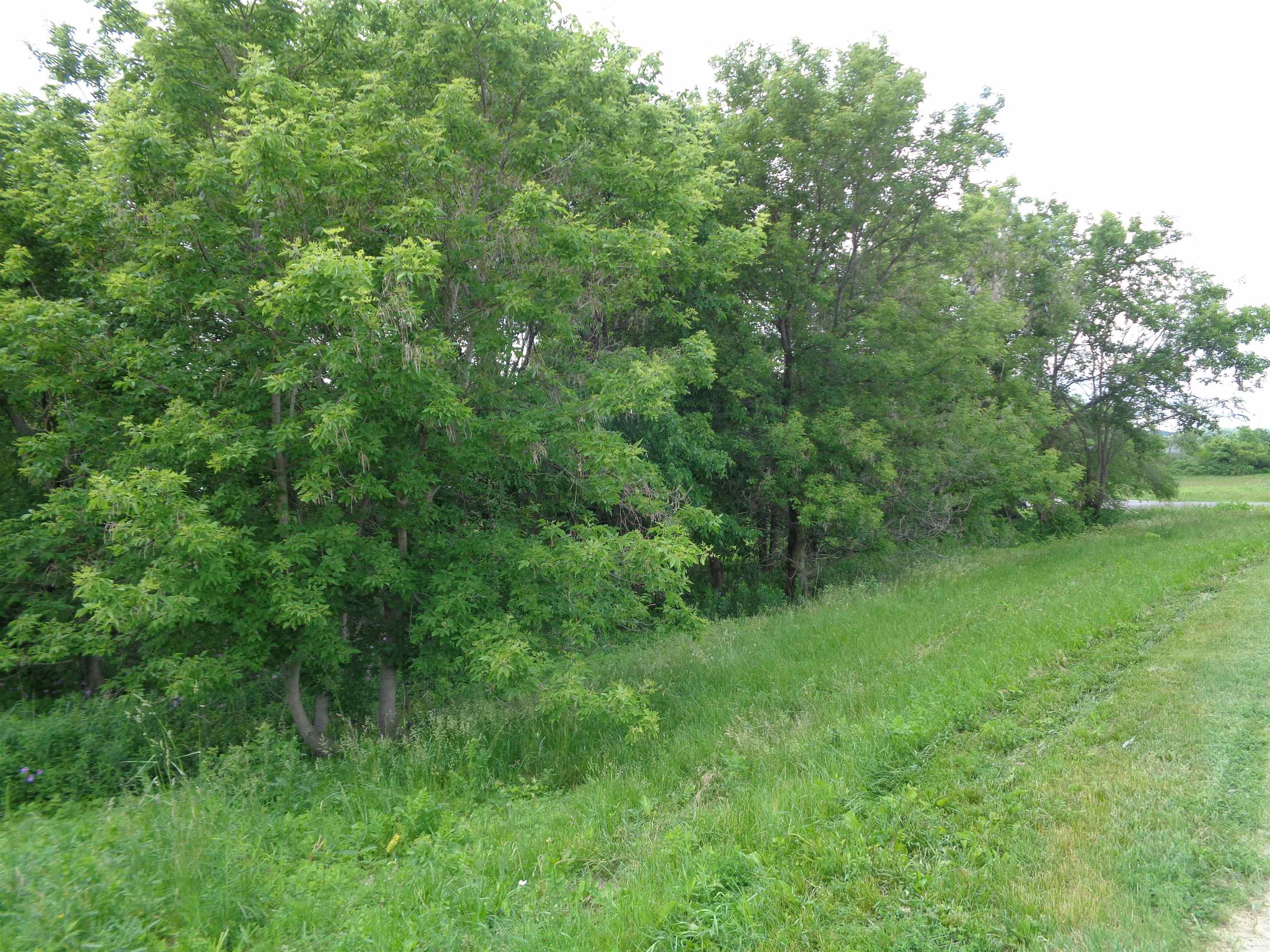 Property Photo: 2 Fawn Lane IL 61036