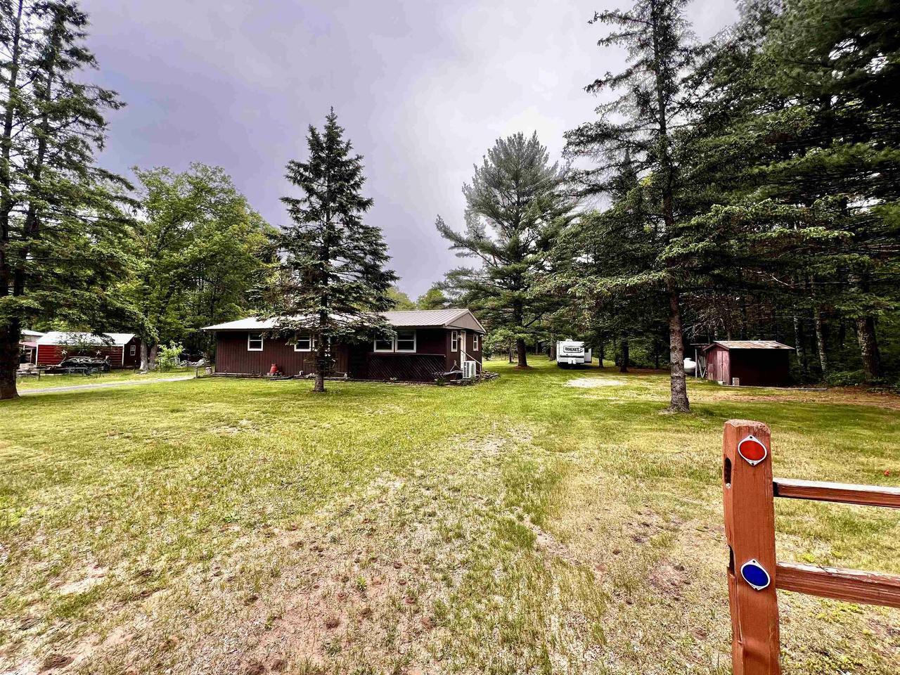 Property Photo:  910 10th Avenue  WI 54943 