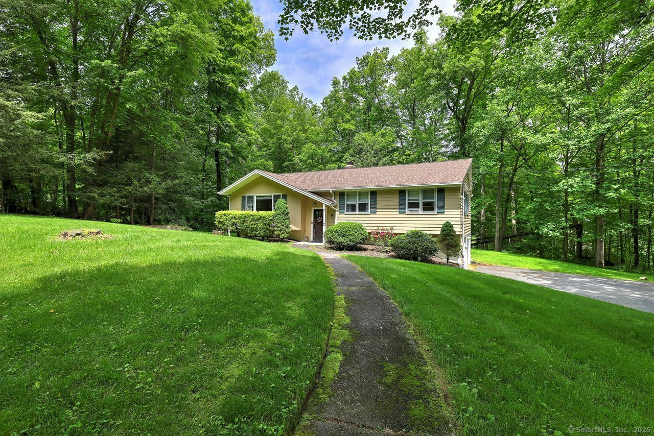 Property Photo: 9 Honey Lane CT 06482