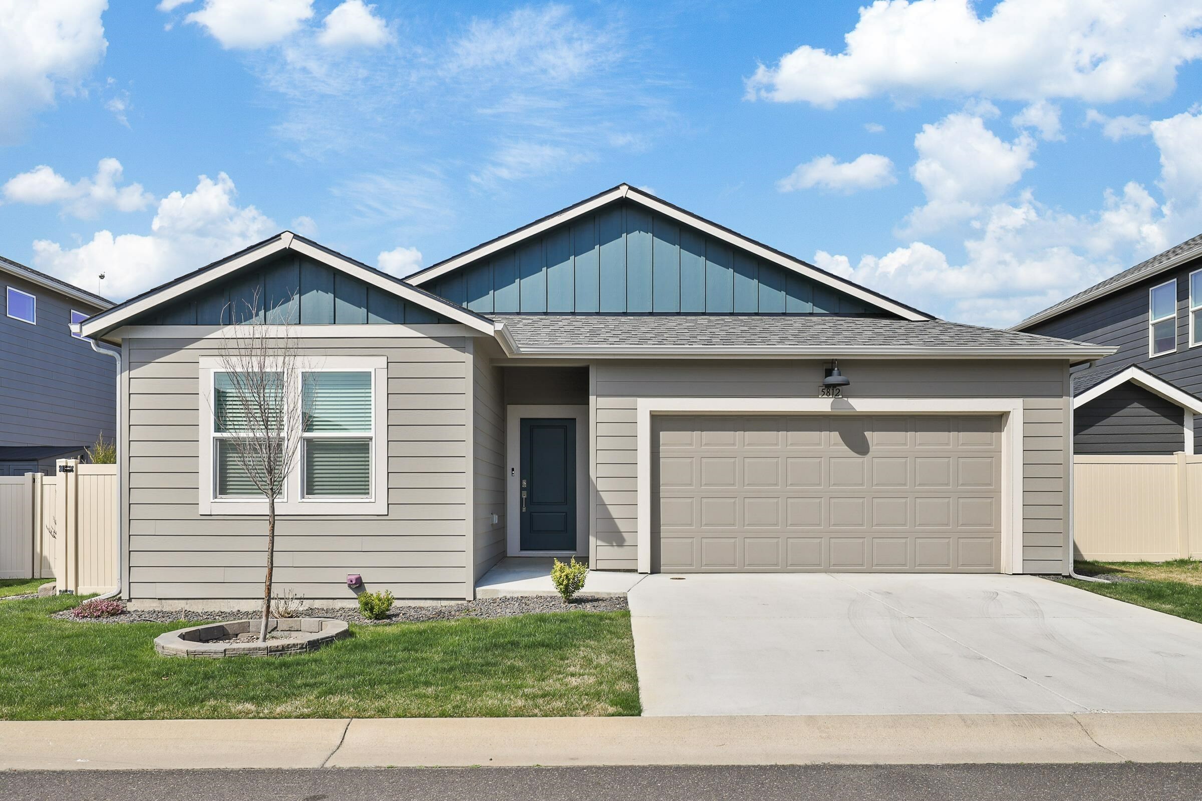 5812 W Yorktown Ln  Spokane WA 99208 photo