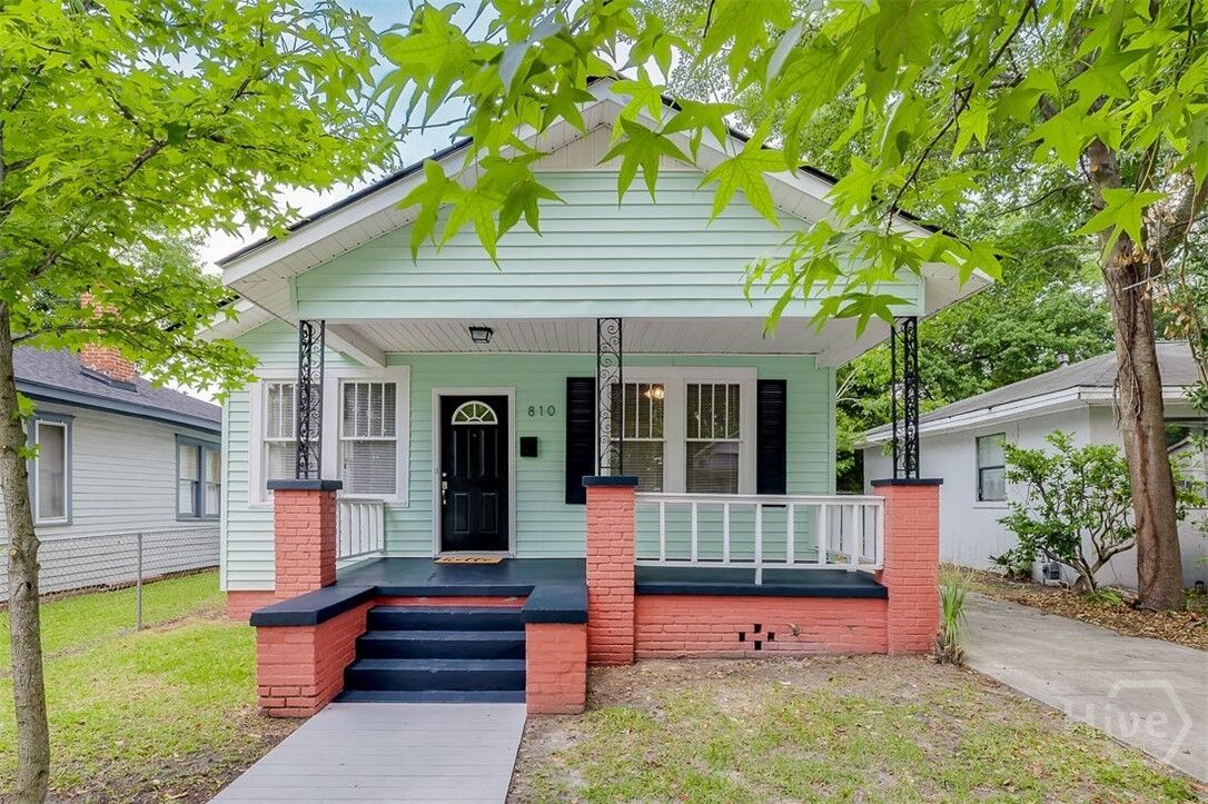 Property Photo:  810 34th Street  GA 31401 