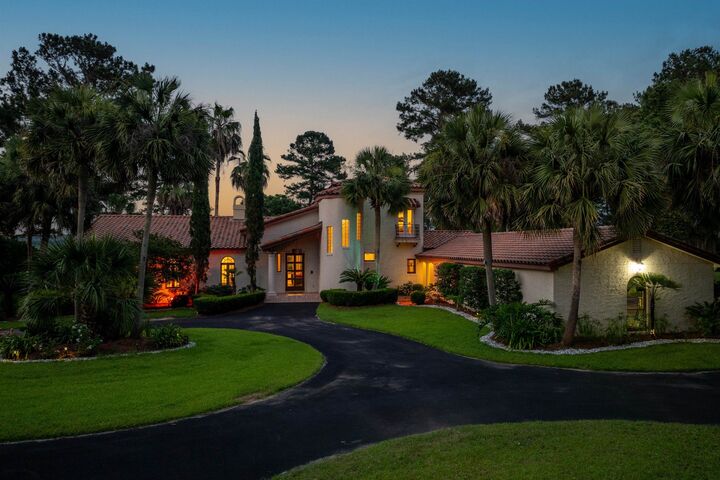 Property Photo: 2604 Lucerne Drive FL 32303