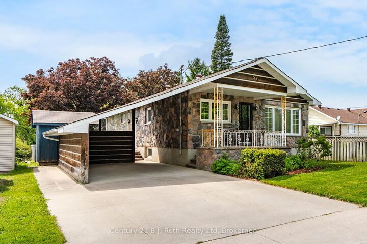 Property Photo: 56 Fox Street ON L9M 1B5