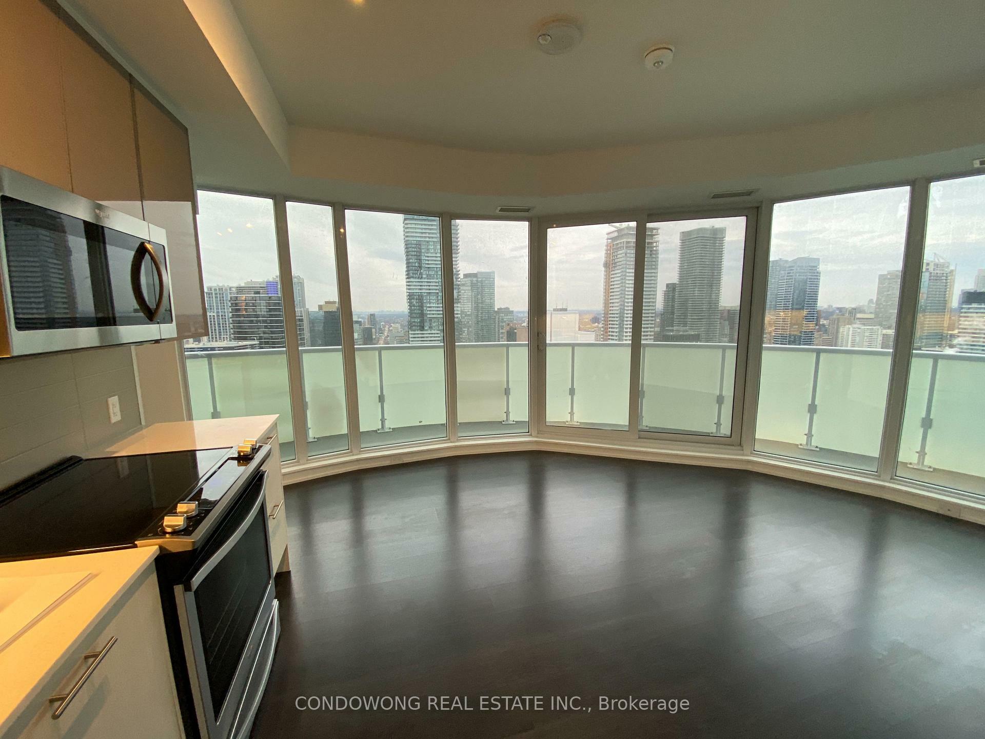 Property Photo: 403 Church Street 3705 ON M4Y 0C9