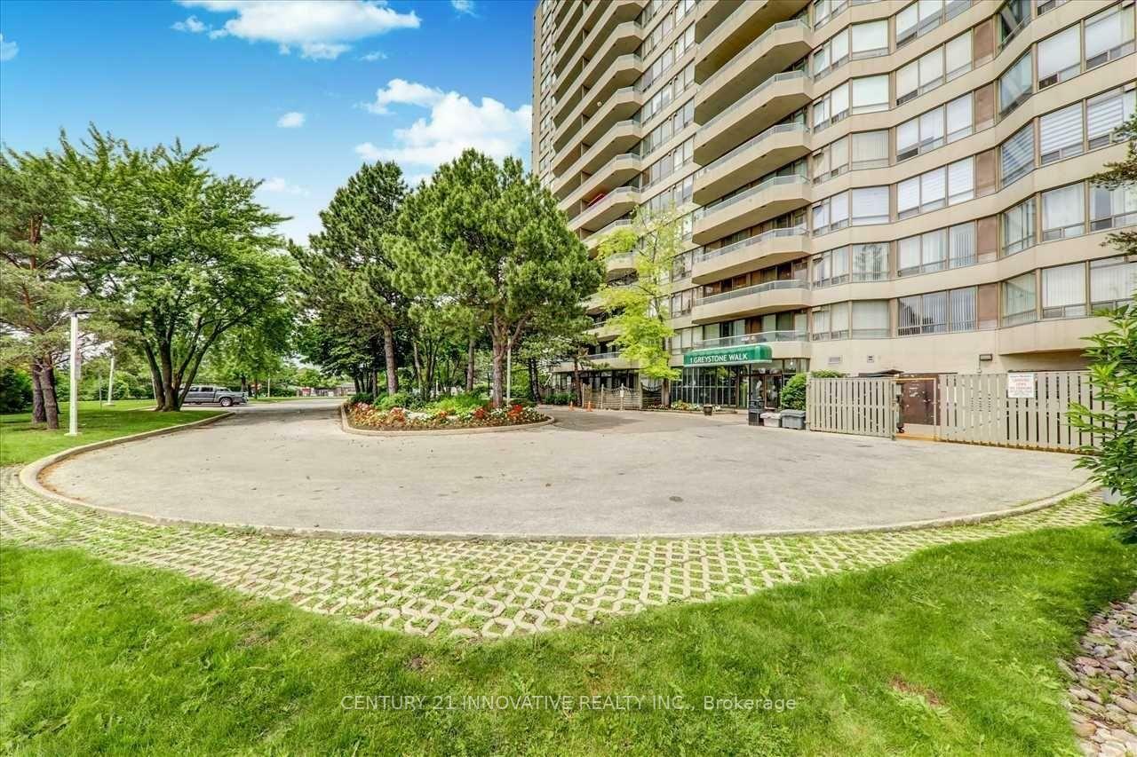 Photo de la propriété: 1 Greystone Walk Drive 2079 ON M1K 5J3
