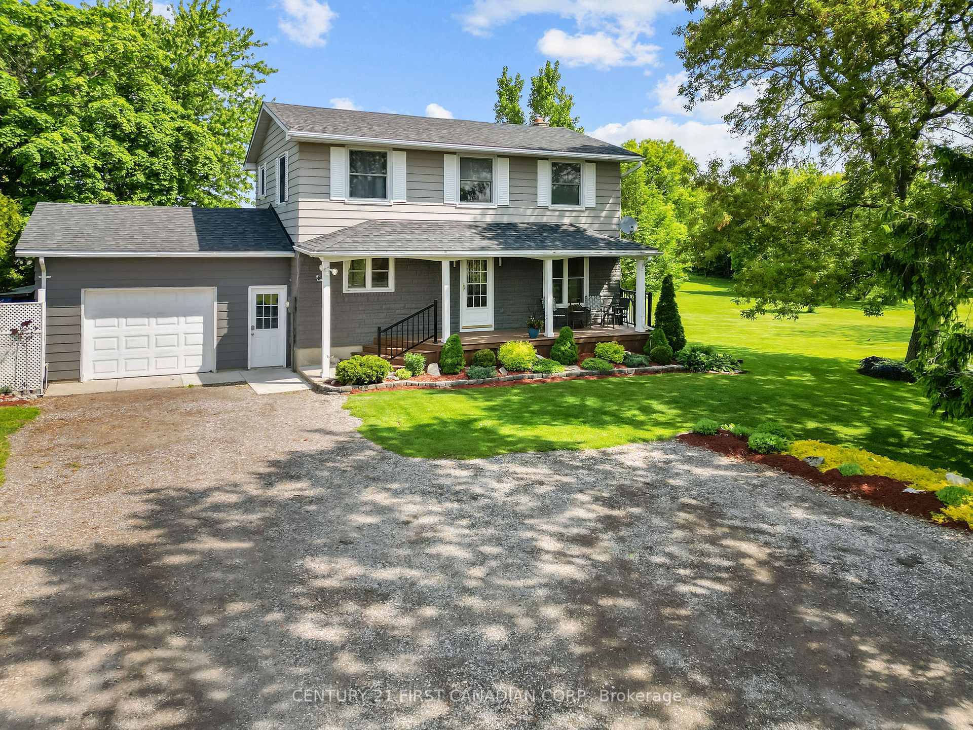 Photo de la propriété: 13972 Elginfield Road ON N0M 2J0