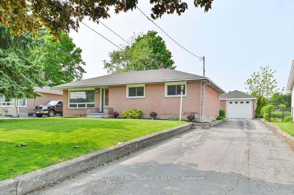 13234 Loyalist Parkway  Prince Edward County ON K0K 2T0 photo