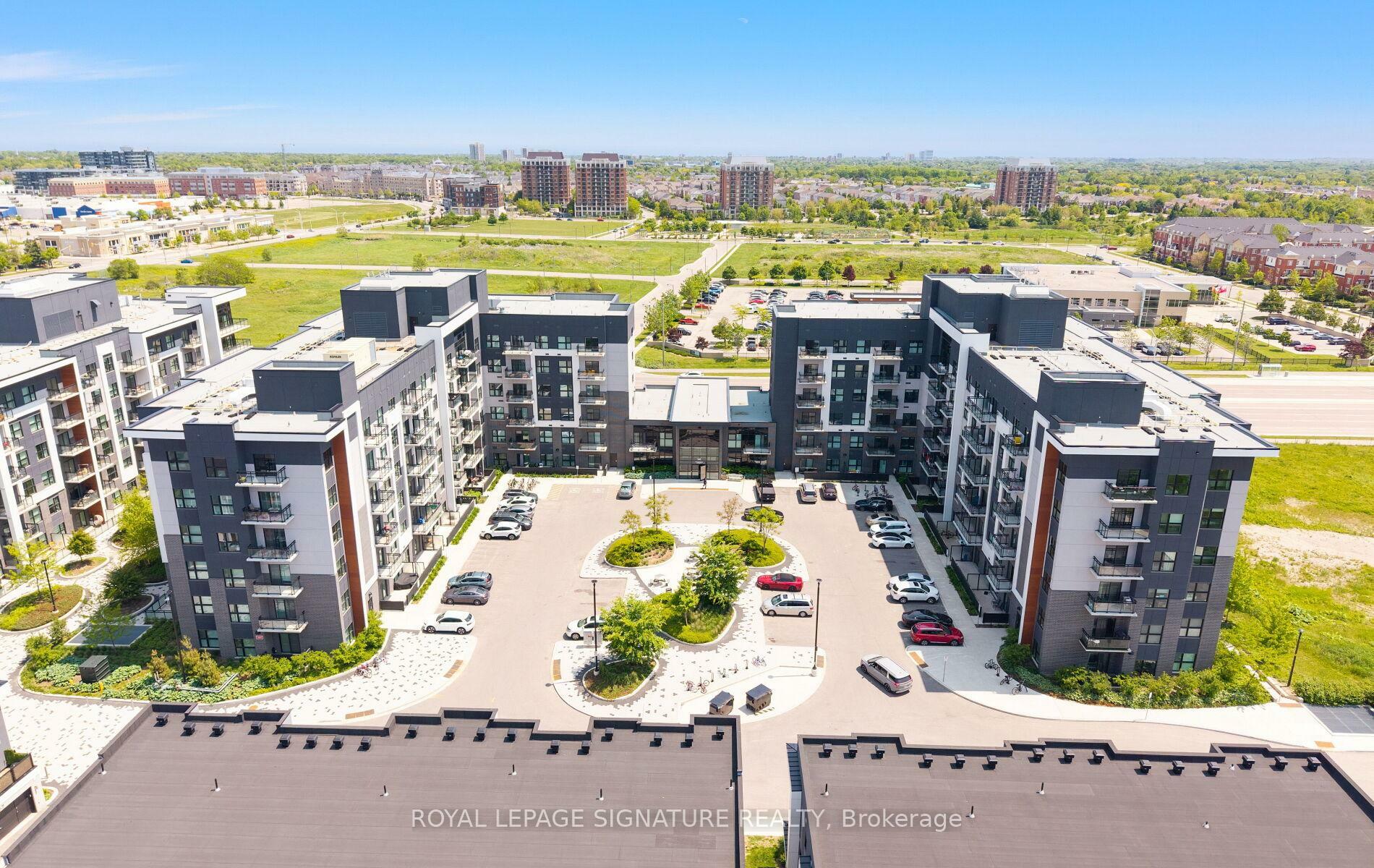 Photo de la propriété: 102 Grovewood Common 629 ON L6H 0X2