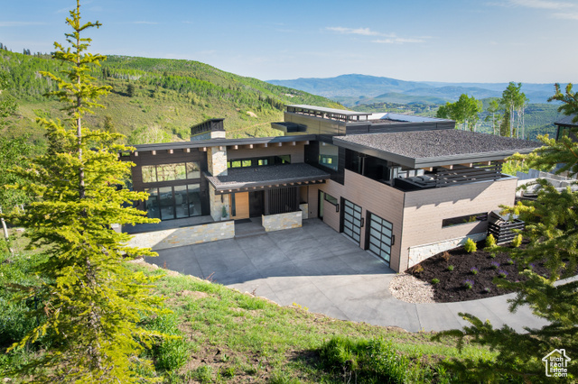 Property Photo:  8903 Moonshadow Ct  UT 84060 