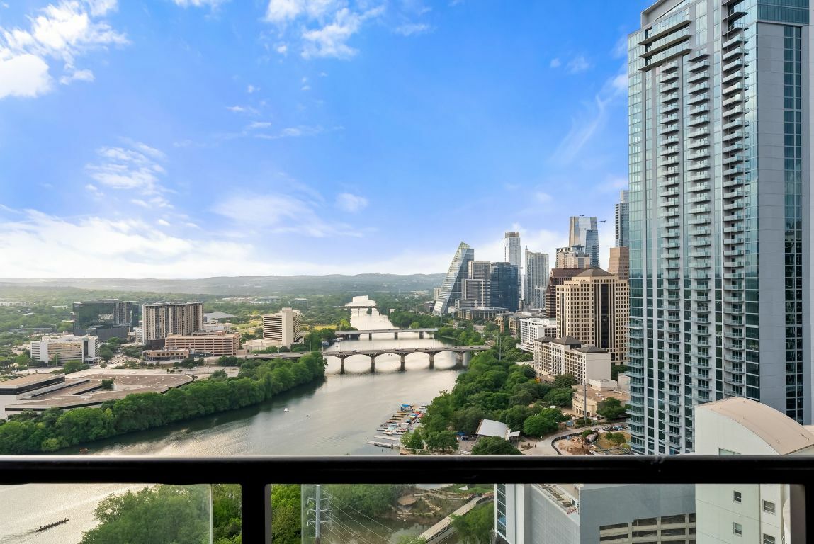 Property Photo: 70 Rainey Street 2606 TX 78701