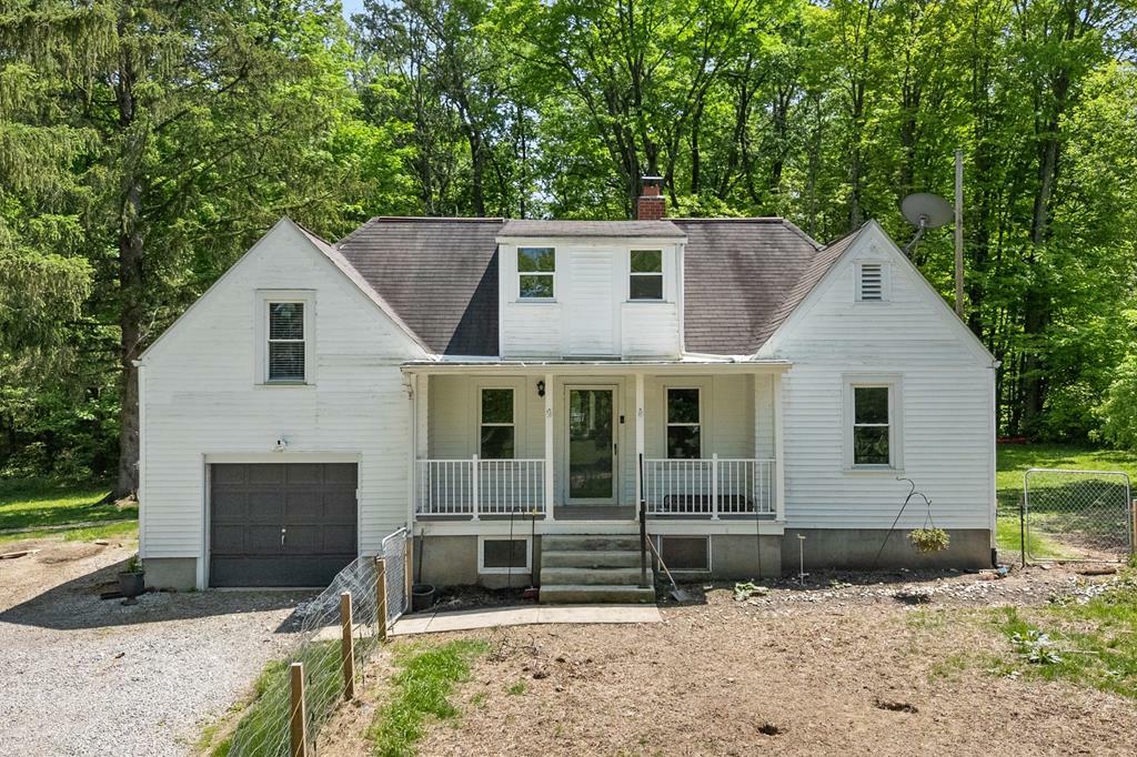 Property Photo:  2040 Ashland Rd  OH 44903 