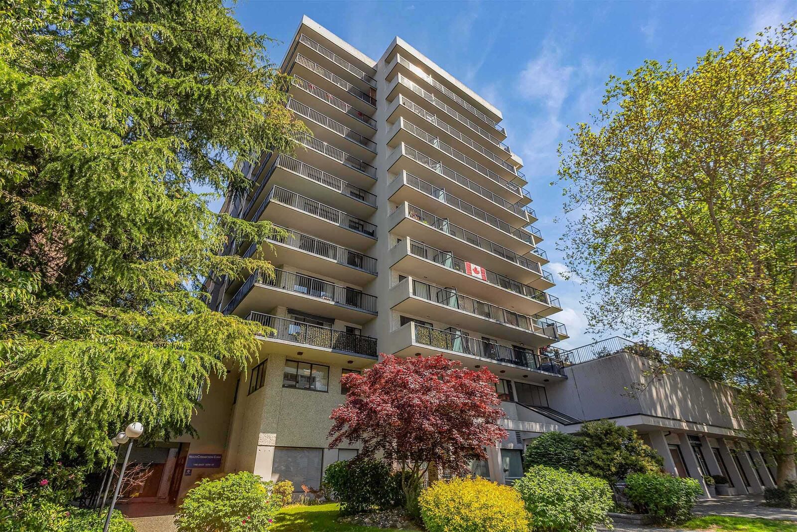 Property Photo: 150 E 15th Street 407 BC V7L 4N9