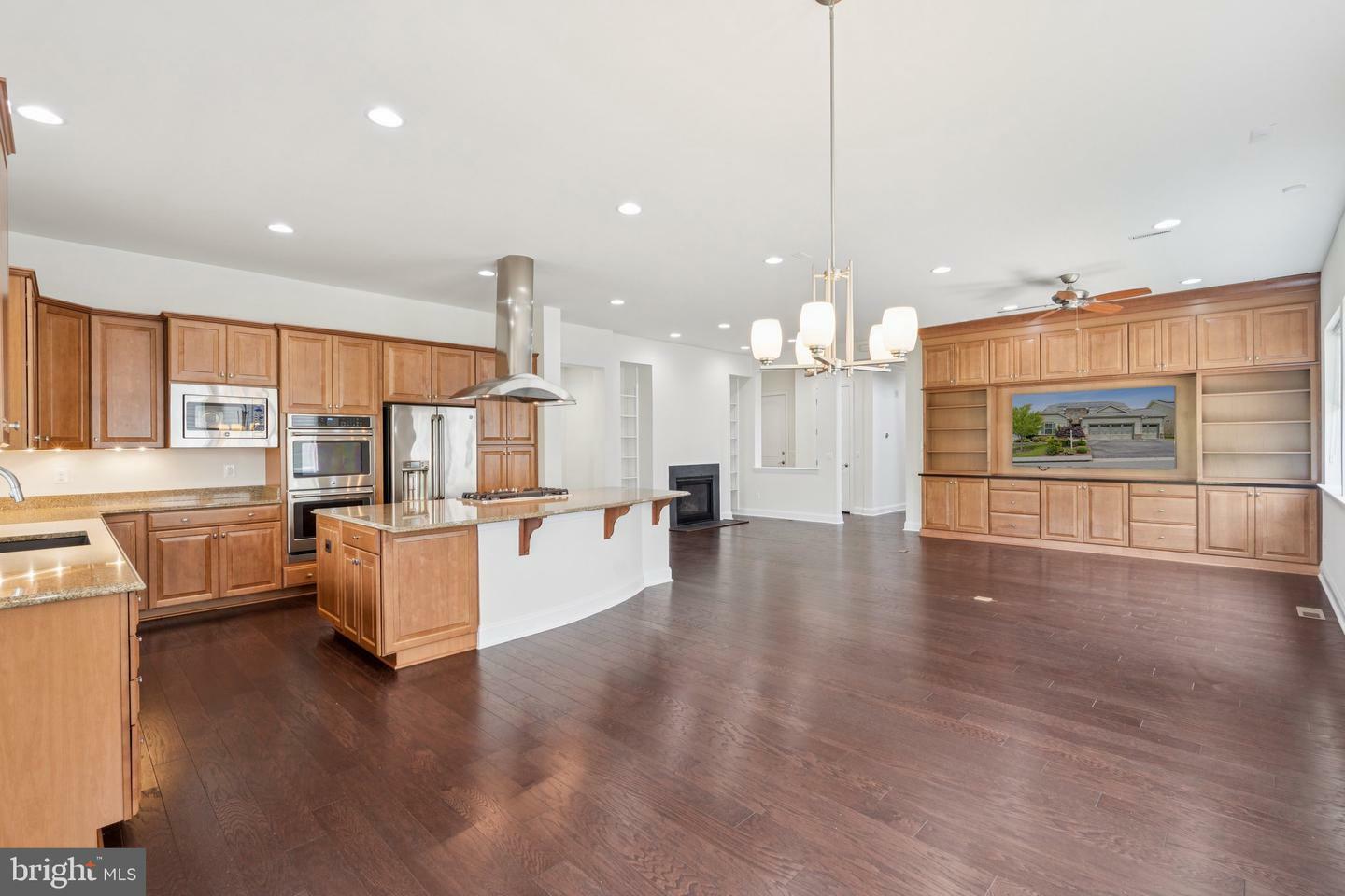 Property Photo: 114 Cloak Lane VA 22630