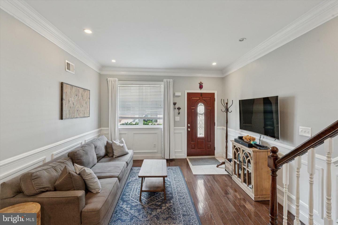 Property Photo:  1537 S 2nd Street  PA 19147 