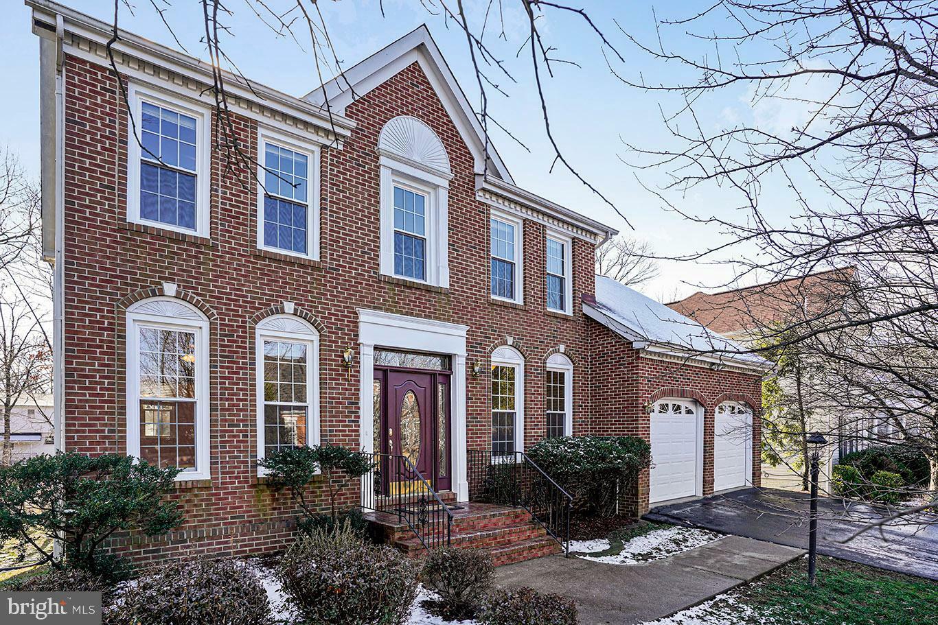 Property Photo: 6493 Summerton Way VA 22150