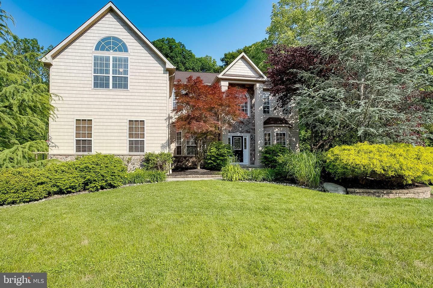 105 Hickory Court  Mullica Hill NJ 08062 photo