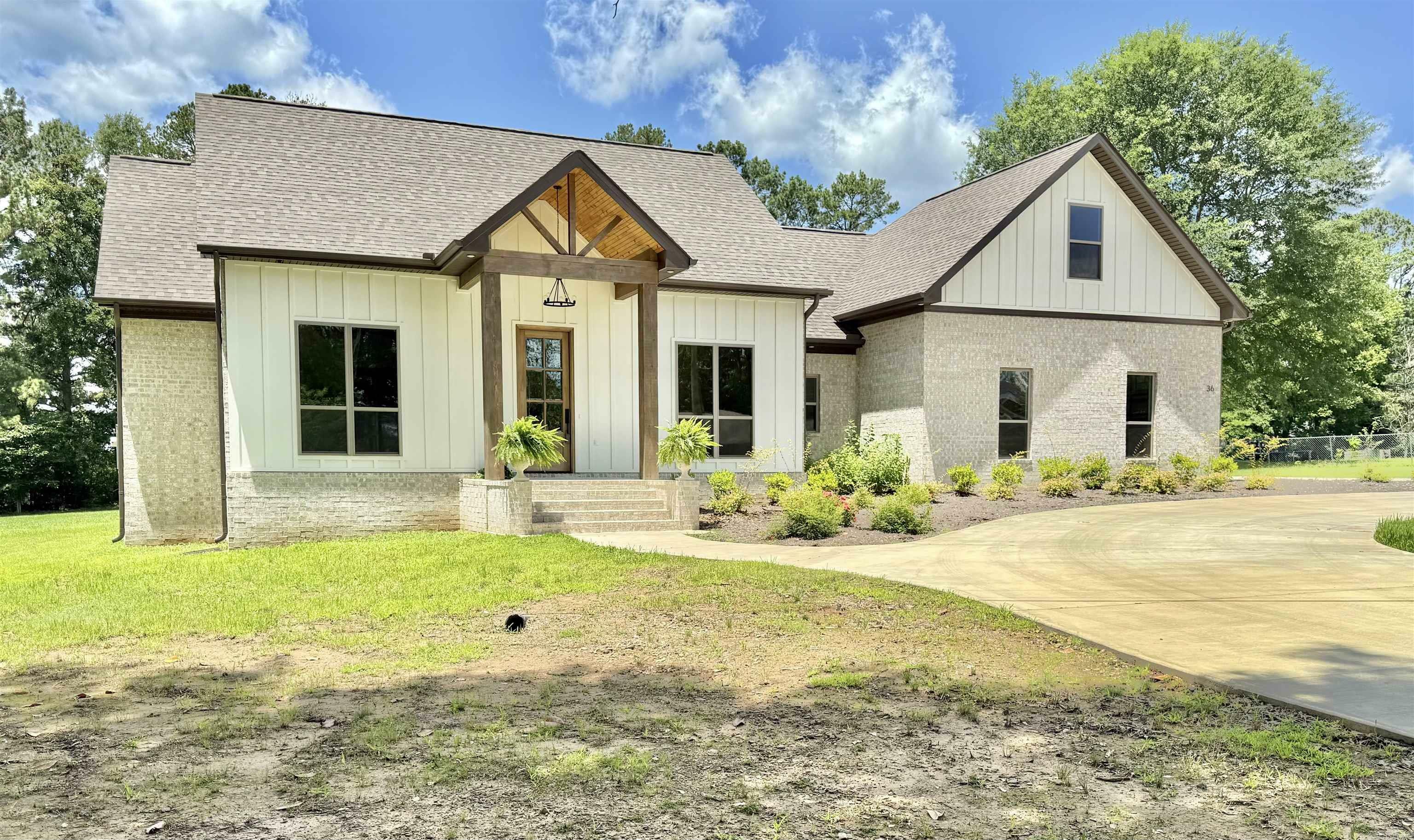 Property Photo: 36 Church Circle AR 72058