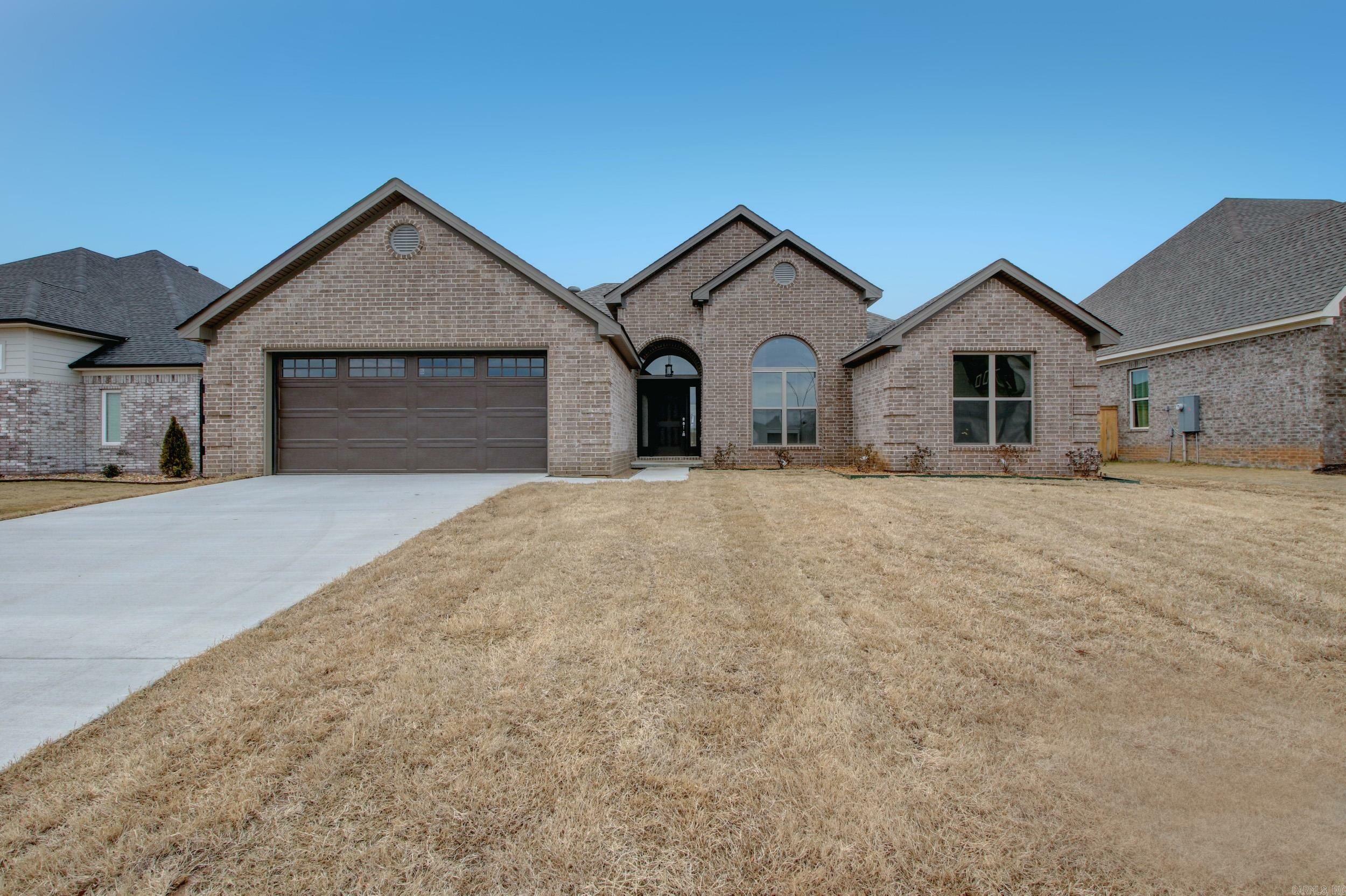 Property Photo: 71 Corniche Cove AR 72113
