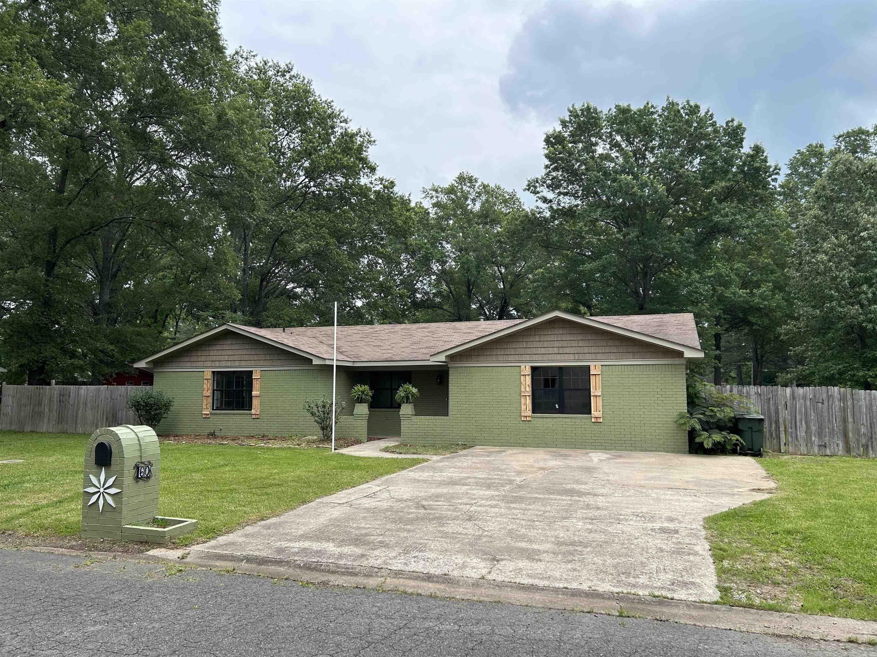 Property Photo: 60 Sandpiper Court AR 72032