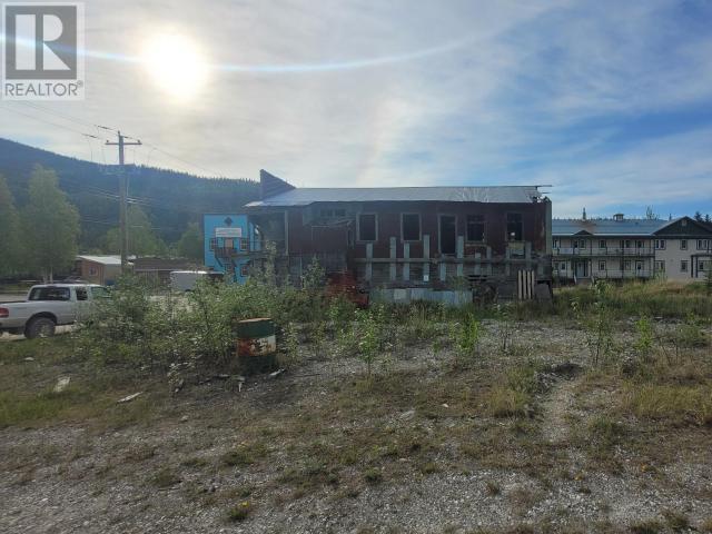 Property Photo:  252-A Harper Street  YT Y0B 1G0 