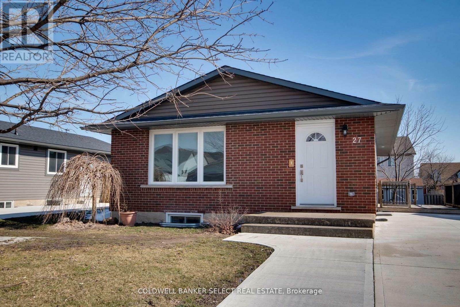 Property Photo: 29 Apollo Drive 2 ON L3K 6B3