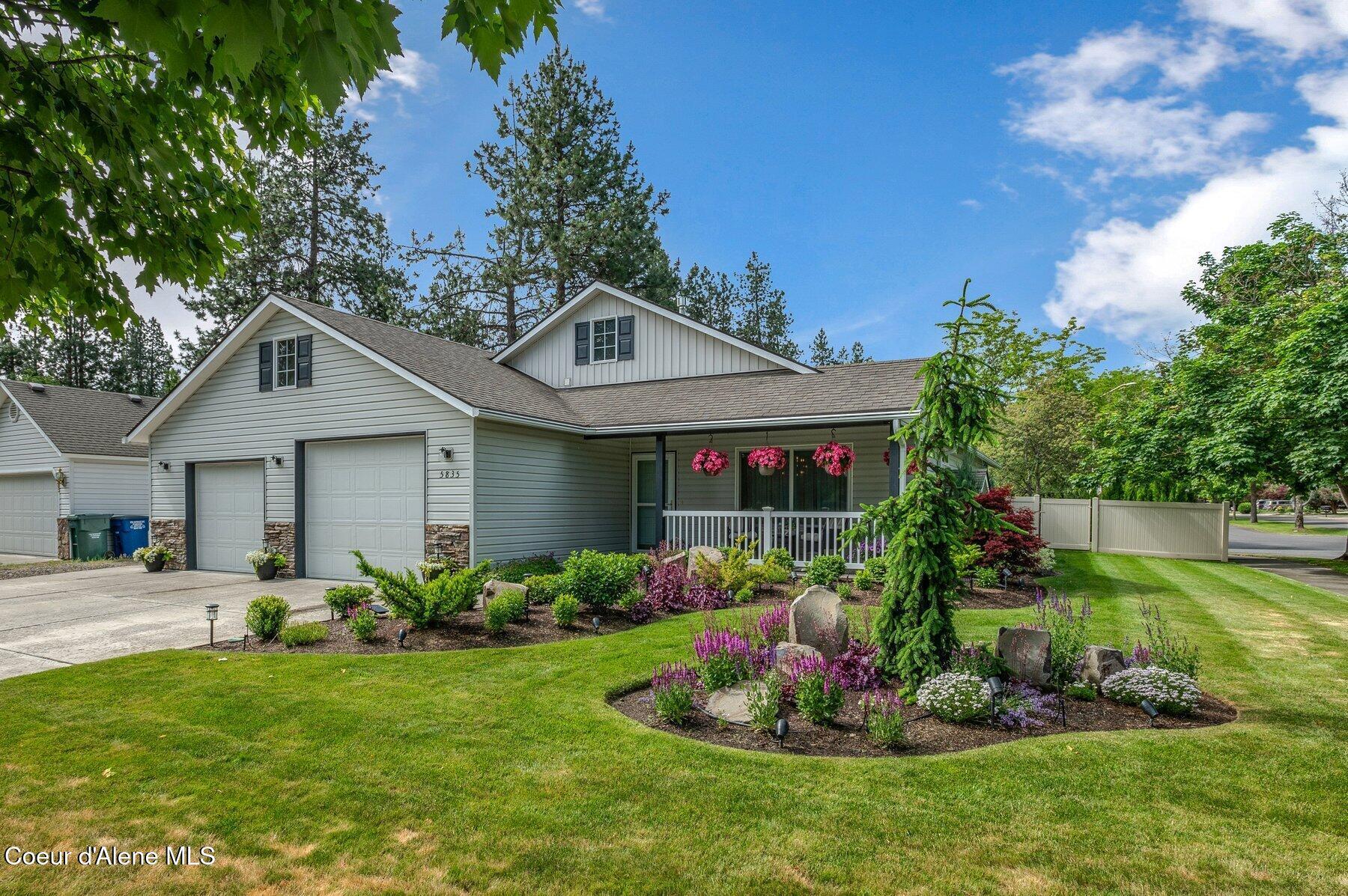 Property Photo: 5835 E Steamboat Bend ID 83854