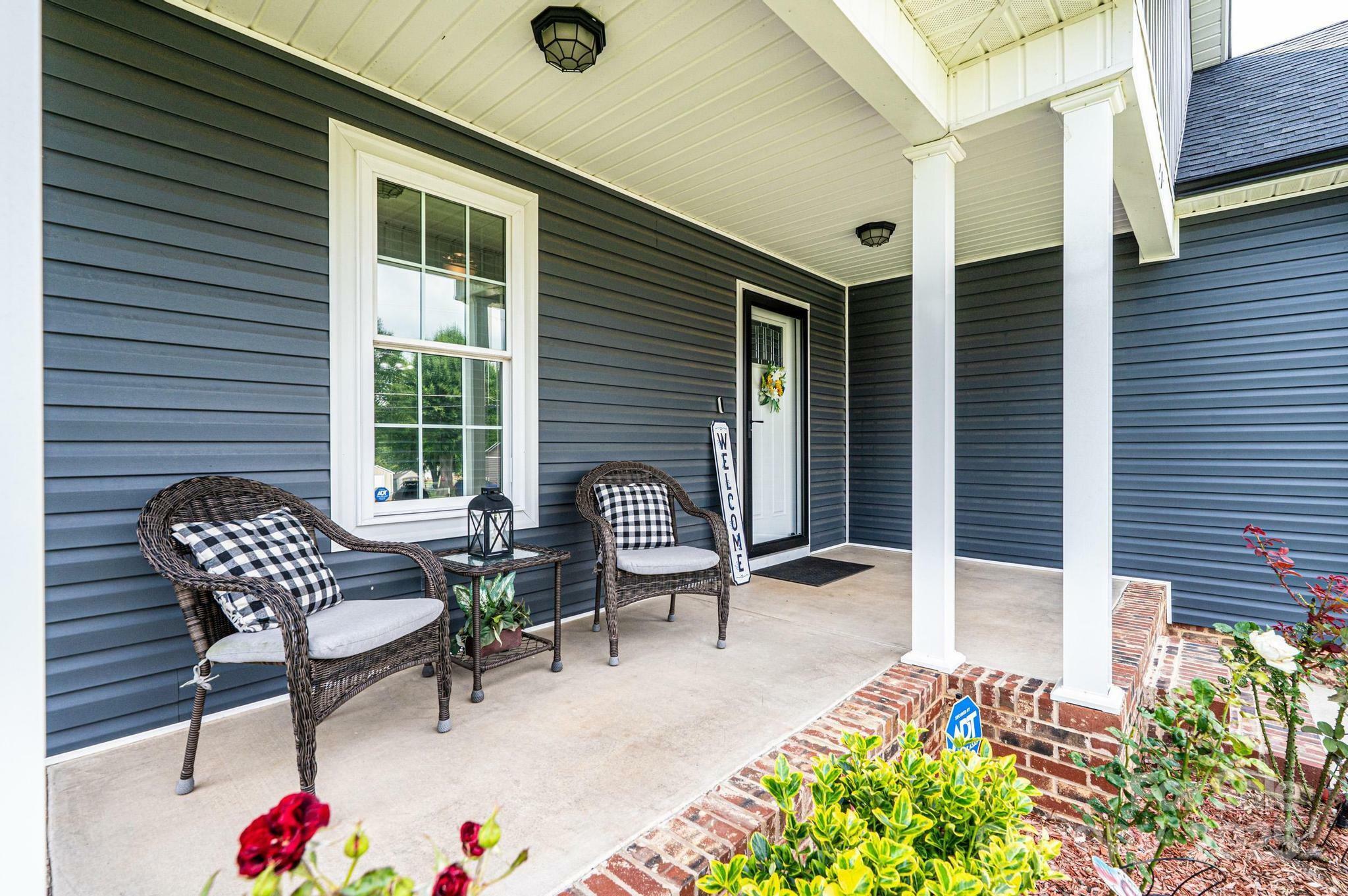 Property Photo: 201 S 5th Avenue NC 28650