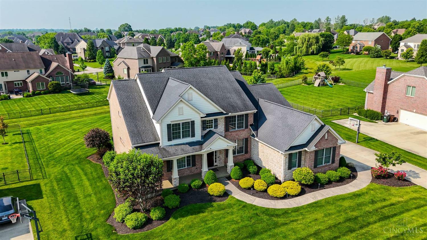 Property Photo:  4709 Country Downs Drive  OH 45040 