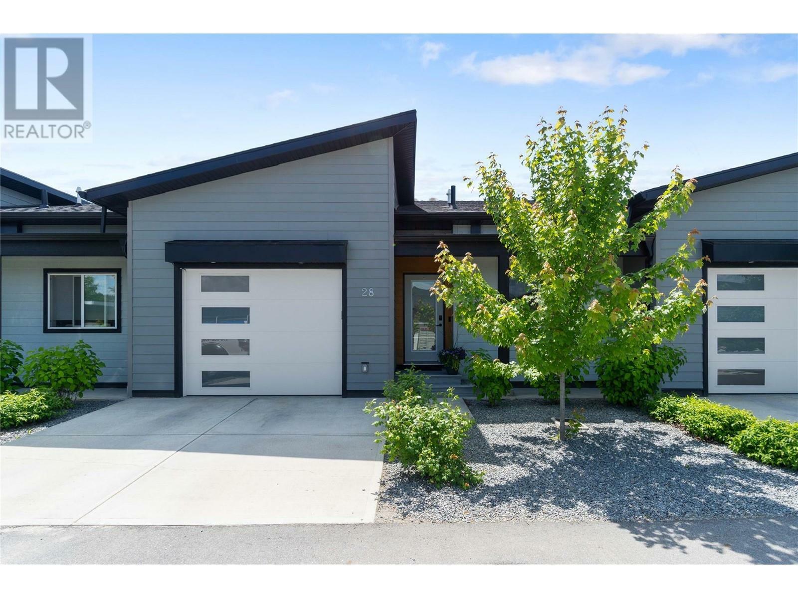 2810 15 Avenue Northeast 28  Salmon Arm BC V1E 0G2 photo