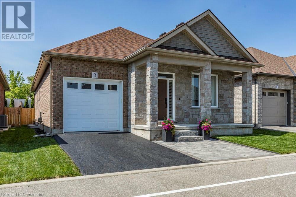 Photo de la propriété: 6 Beckett Drive 9 ON N3T 6E5