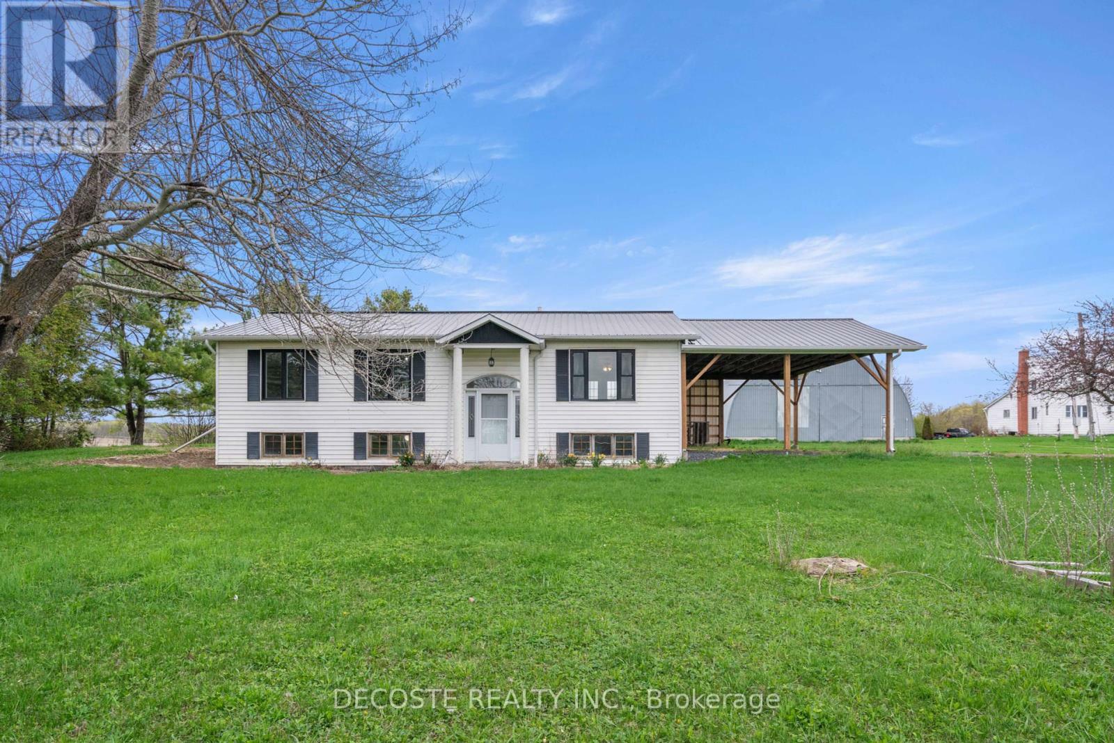 Property Photo: 2811 Rolland Massie Road ON K0C 1A0