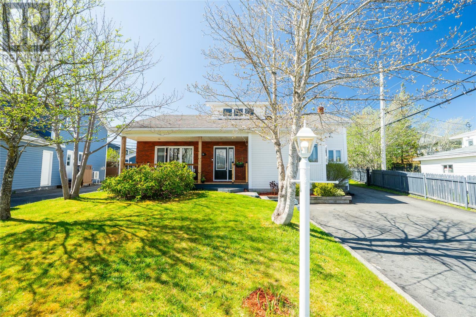Property Photo: 29 Wembley Crescent NL A1N 4T9